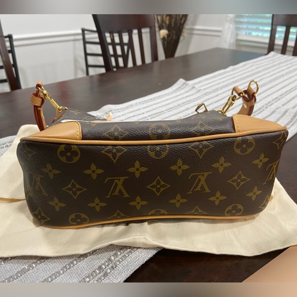 Louis Vuitton Boulogne - Picture 5 of 15